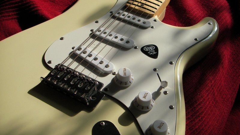 Zdjęcie: Jimi Hendrix i rewolucja gitary elektrycznej: co dokładnie zmienił